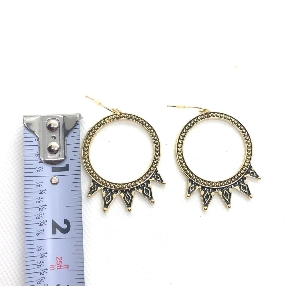 NWOT Jessica Simpson Gold Spike Hoop Earrings